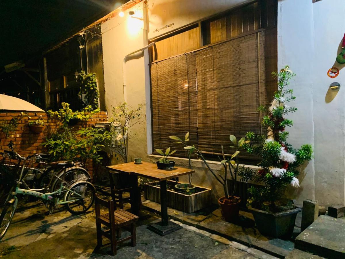 鳳山79背包客 Fengshan No 79 Backpacker Kao-siung Exteriér fotografie